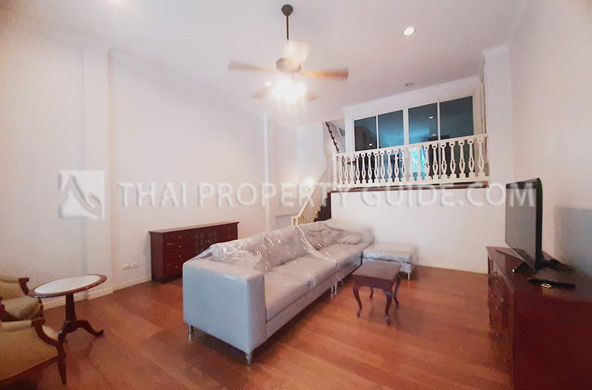 Townhouse in Sukhumvit